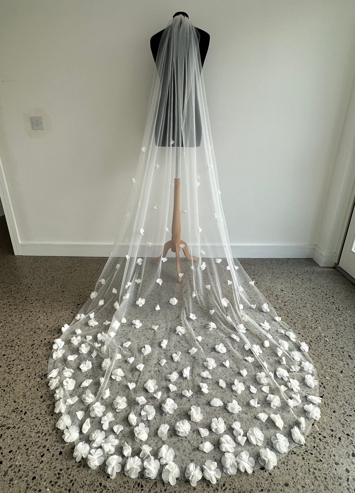 Bridal Wedding Veil with 3d lace