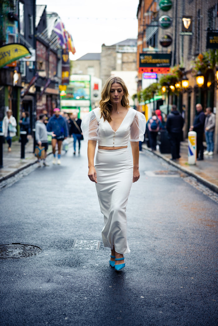 Irish bride wears bridal skirt and top separates in Cork 