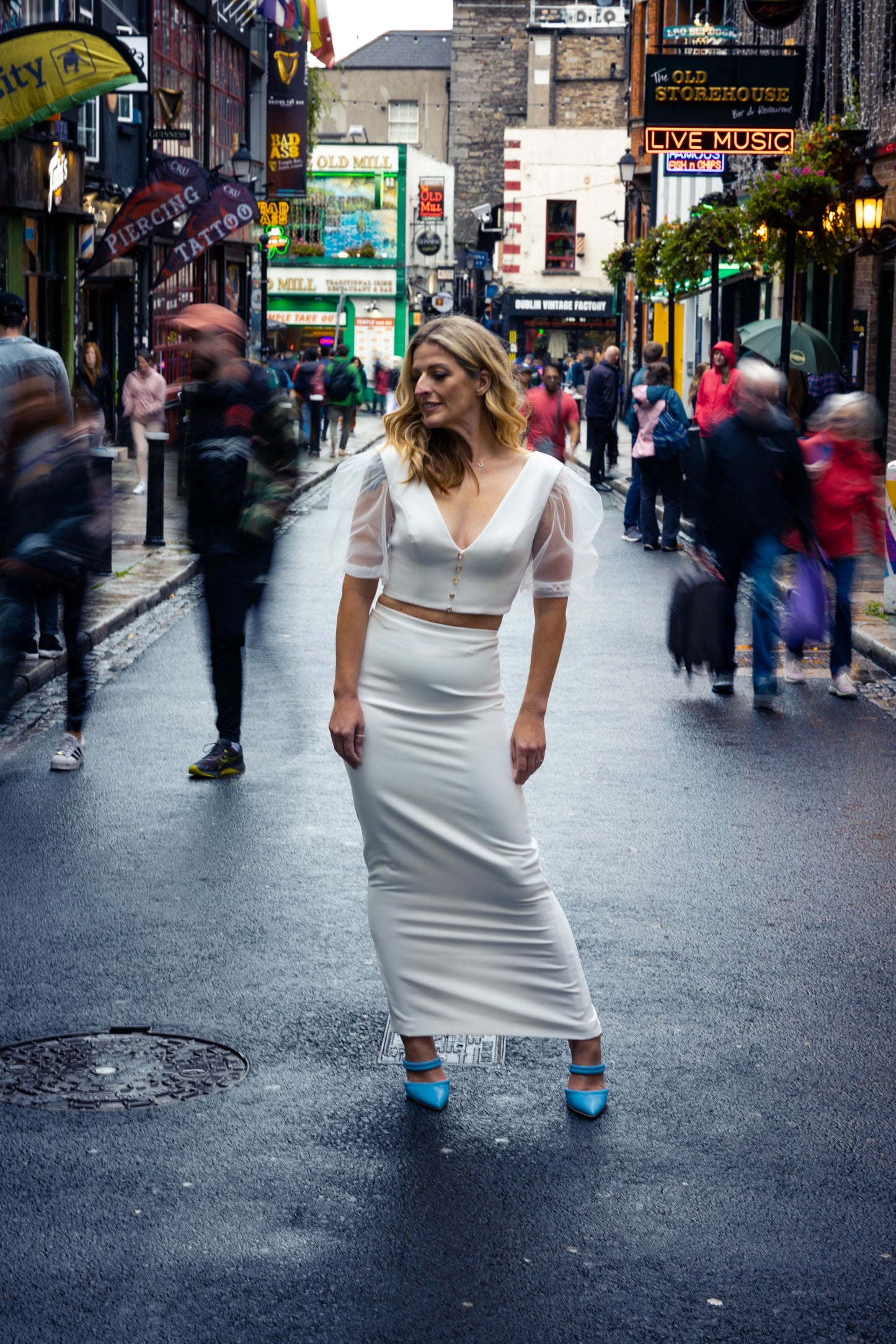 Irish bride wears bridal skirt and top separates in Cork 